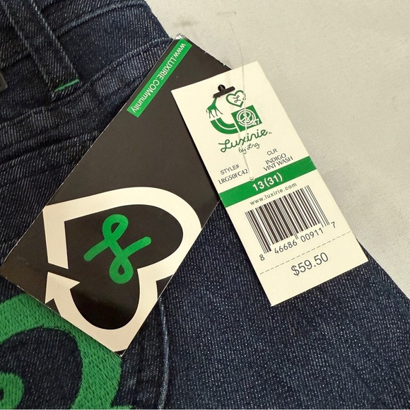 Luxinie Women's Boot Cut Jeans Green Accent Pockets - Picture 3 of 10